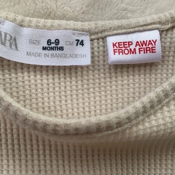 Zara Beige Baby Onesie Bodysuit 6-9M Long sleeves *Flaw - Picture 3 of 11
